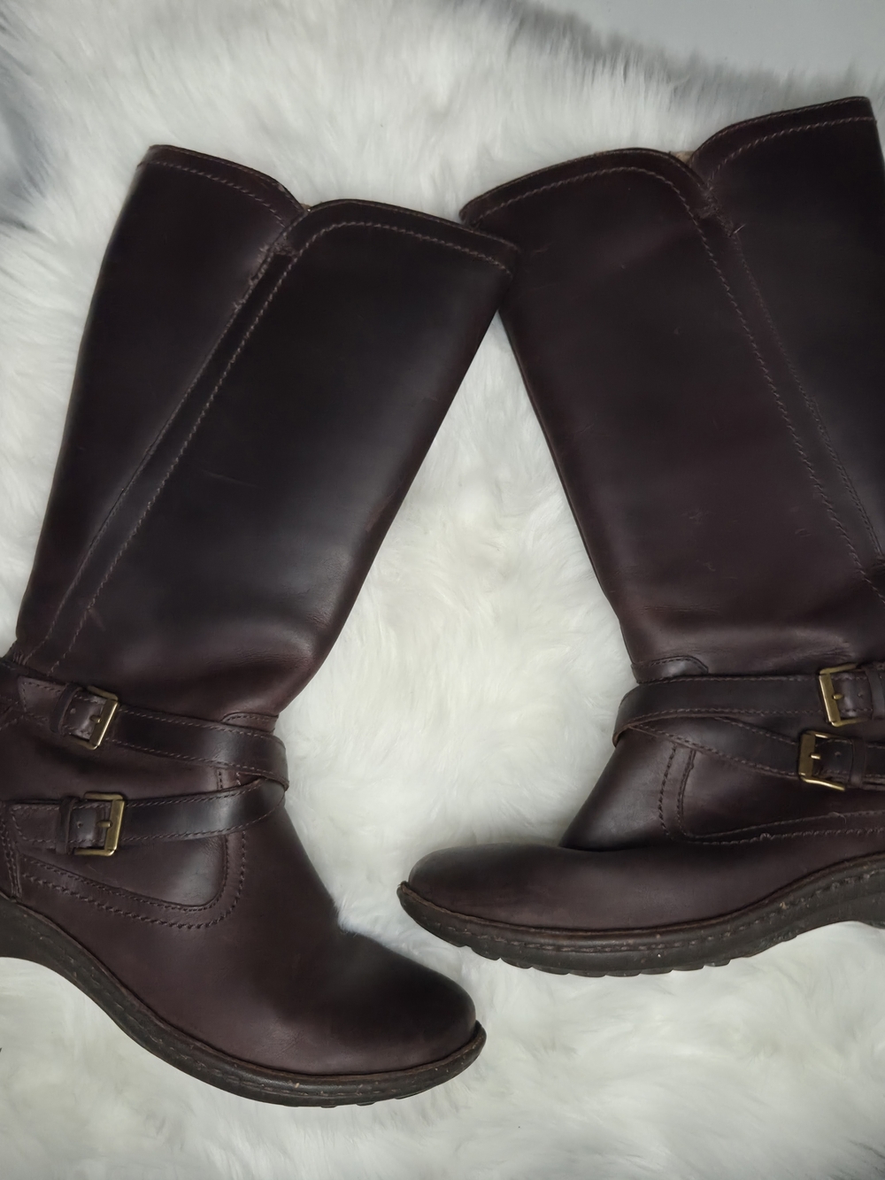UGG Leather Shearling Lined Zip Buckled Strap Boots Size 9 - Picture 2 of 9